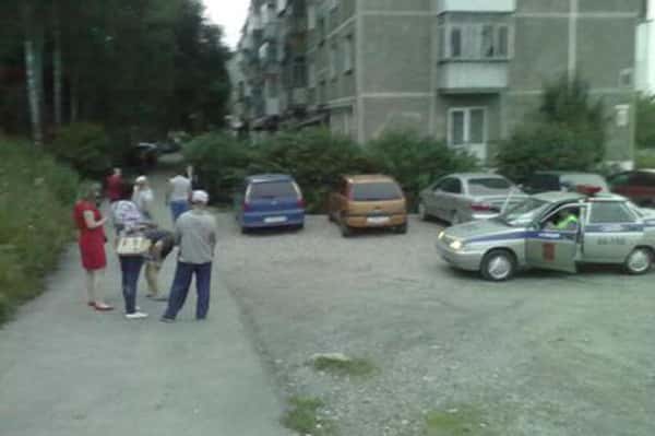 В Первоуральске задним ходом сбили бабушку