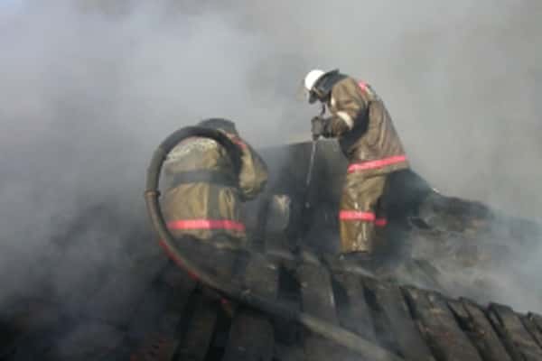 Сегодня утром в Сылве сгорел жилой дом
