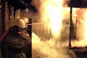 Накануне под Шалей горели хозпостройки