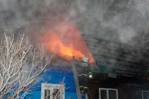 Накануне под Шалей горела квартира в жилом доме