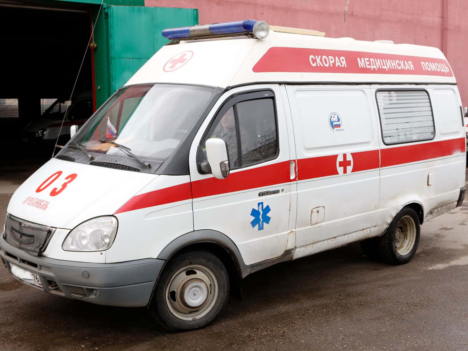 Полицейские Шали задержали мужчину, который в ходе пьянки избил пенсионера