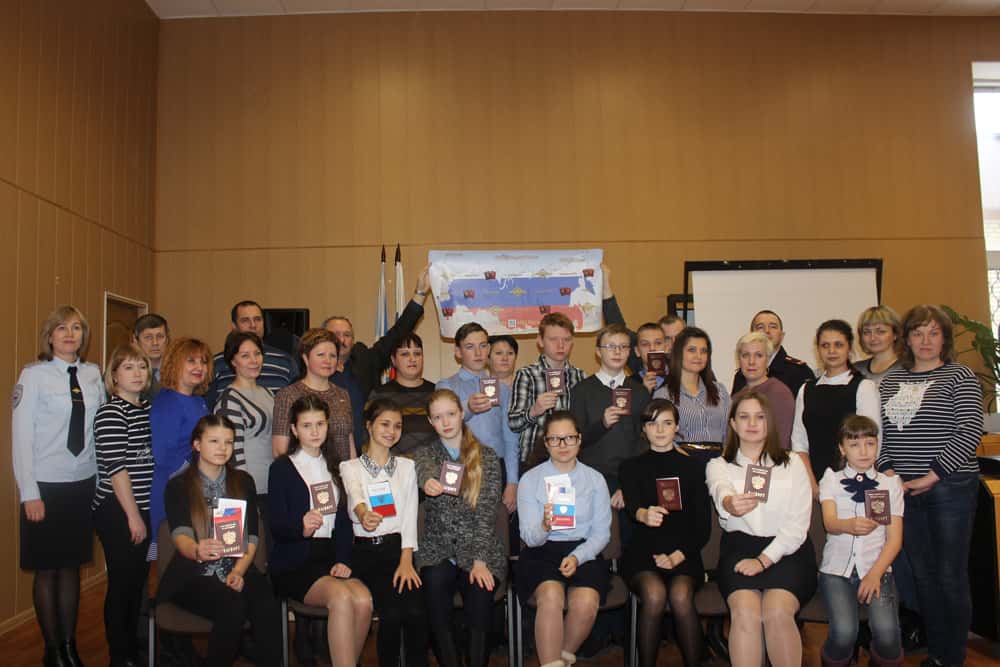 Подросткам Шали торжественно вручили паспорта