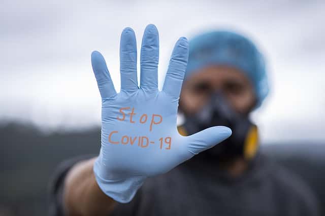 В Свердловской области зарегистрировано 525 новых случаев COVID-19. + 3 в Шале, + 1 в Староуткинске