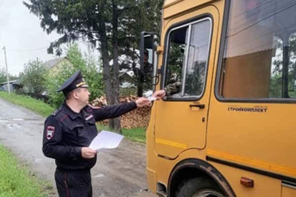 Сотрудники Госавтоинспекции проверят в Шале пассажирский транспорт