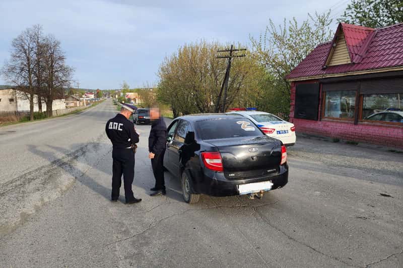 11 нарушений ПДД за выходные. В Шале подведены итоги праздничных рейдов