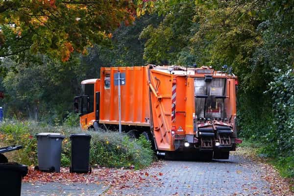 Стало известно, кто будет вывозить мусор в Шале вместо «Экосервиса»