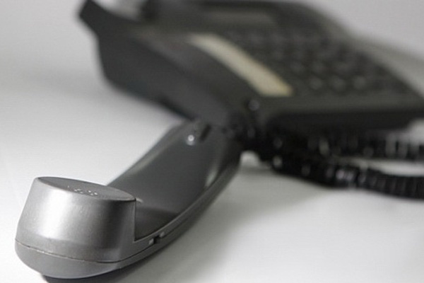 Пожилым шалинцам областные чиновники предлагают звонить на «горячую линию» с вопросами о ЖКХ и не только...