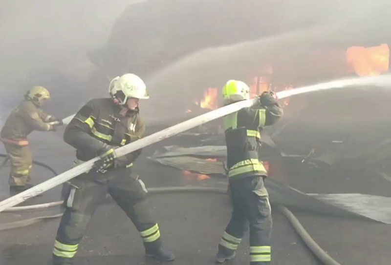 Лесные пожарные Шалинского района получили награды: как Уральская авиабаза борется с огнем | Сотрудники Шалинского участка Уральской авиабазы получили награды