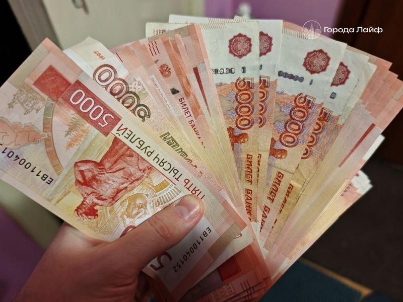 В Свердловской области взыскали 8,4 млн рублей таможенного долга | После ареста авто компания погасила долг по таможне